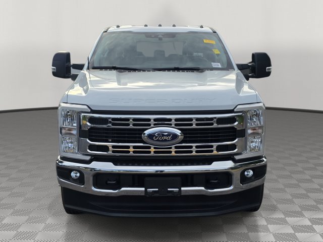 Certified 2025 Ford F450 XLT AWD/4WD image 2