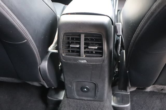 Certified 2025 Ford Escape ST-Line Select AWD/4WD image 34