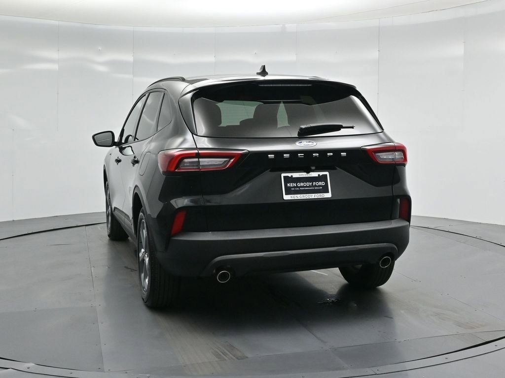 Certified 2025 Ford Escape ST-Line image 27