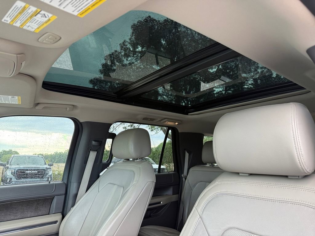 Certified 2018 Ford Expedition Max Limited w/ Equipment Group 302A AWD/4WD image 21
