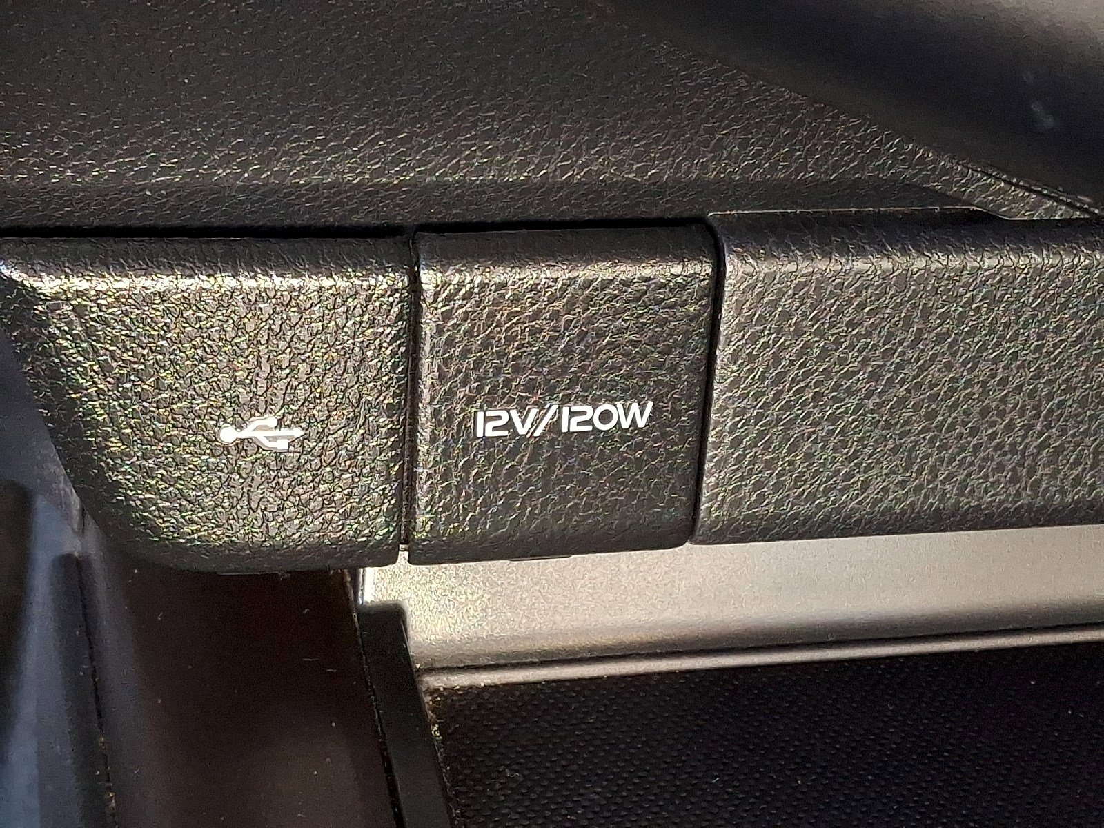 Used 2024 Toyota Camry SE image 23