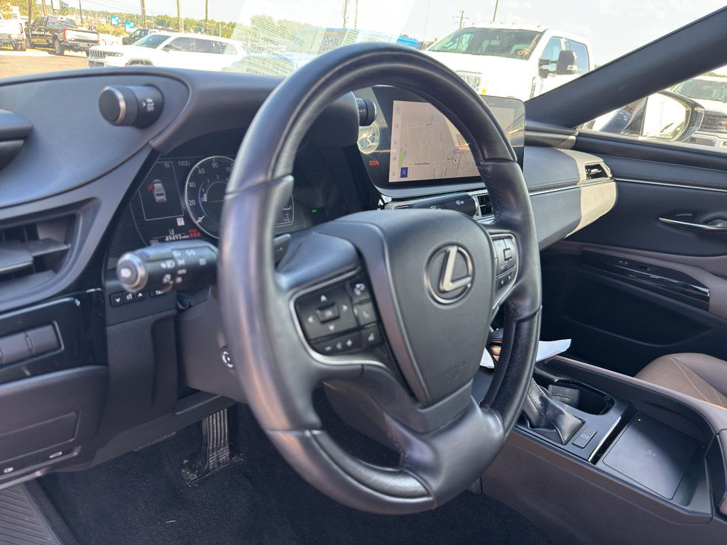 Used 2023 Lexus ES 350 w/ Accessory Package (Z1) FWD image 12