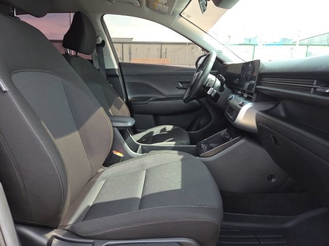 Used 2024 Hyundai Kona SEL w/ Convenience Package FWD image 18