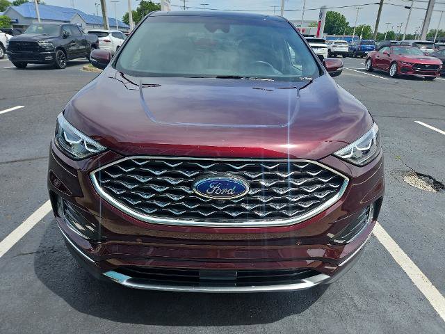 Certified 2020 Ford Edge Titanium w/ Equipment Group 301A AWD/4WD image 3