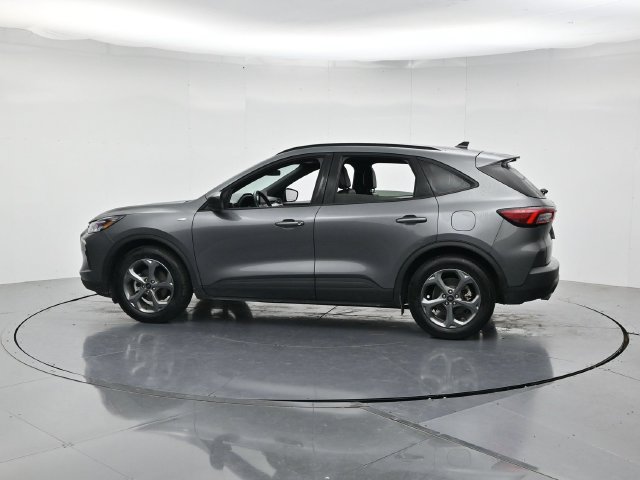 Certified 2025 Ford Escape ST-Line FWD image 7