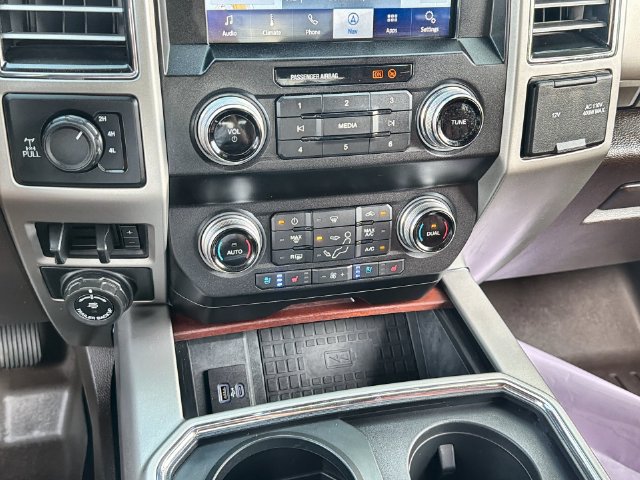 Certified 2021 Ford F250 King Ranch w/ King Ranch Ultimate Package AWD/4WD image 19