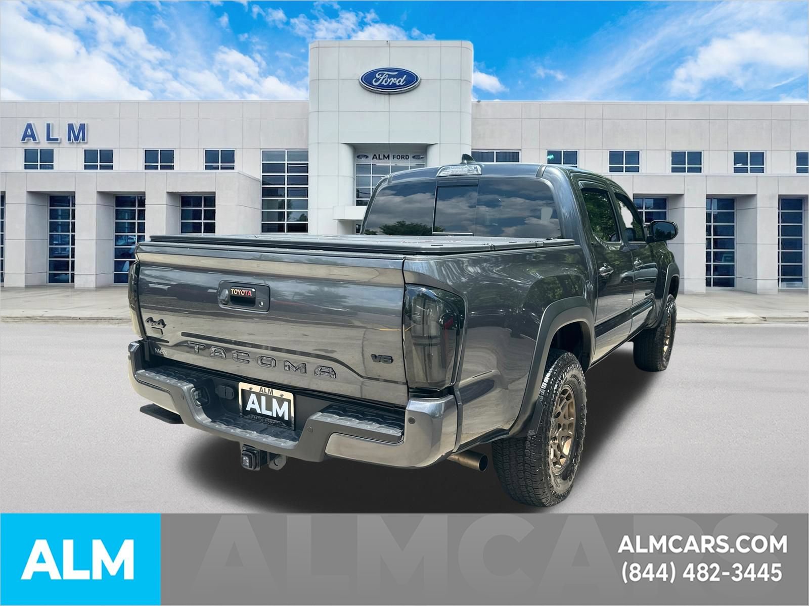 Used 2023 Toyota Tacoma 4x4 Double Cab w/ Trail Edition image 5