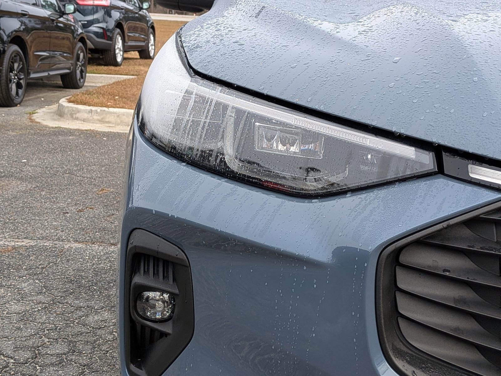 Certified 2025 Ford Escape Platinum image 11