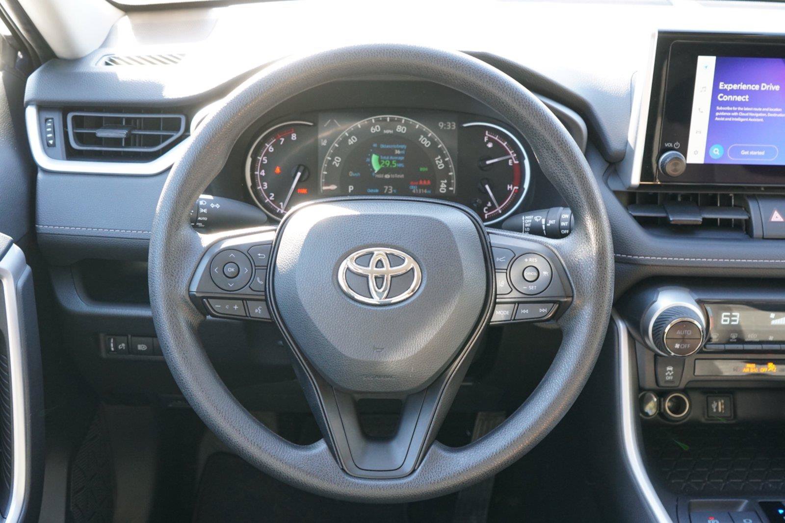 Used 2024 Toyota RAV4 XLE FWD image 25