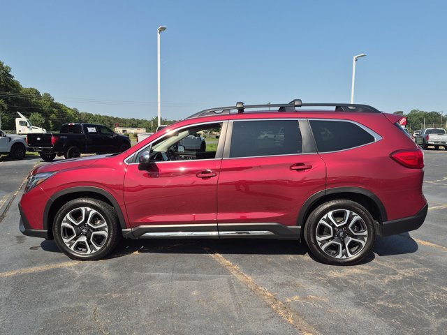 Used 2023 Subaru Ascent Limited w/ Technology Package AWD/4WD image 7