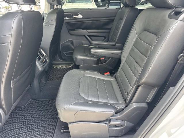 Used 2019 Volkswagen Atlas SEL Premium AWD/4WD image 16