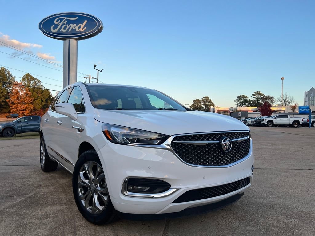 Used 2021 Buick Enclave Avenir w/ Avenir Technology Package image 1