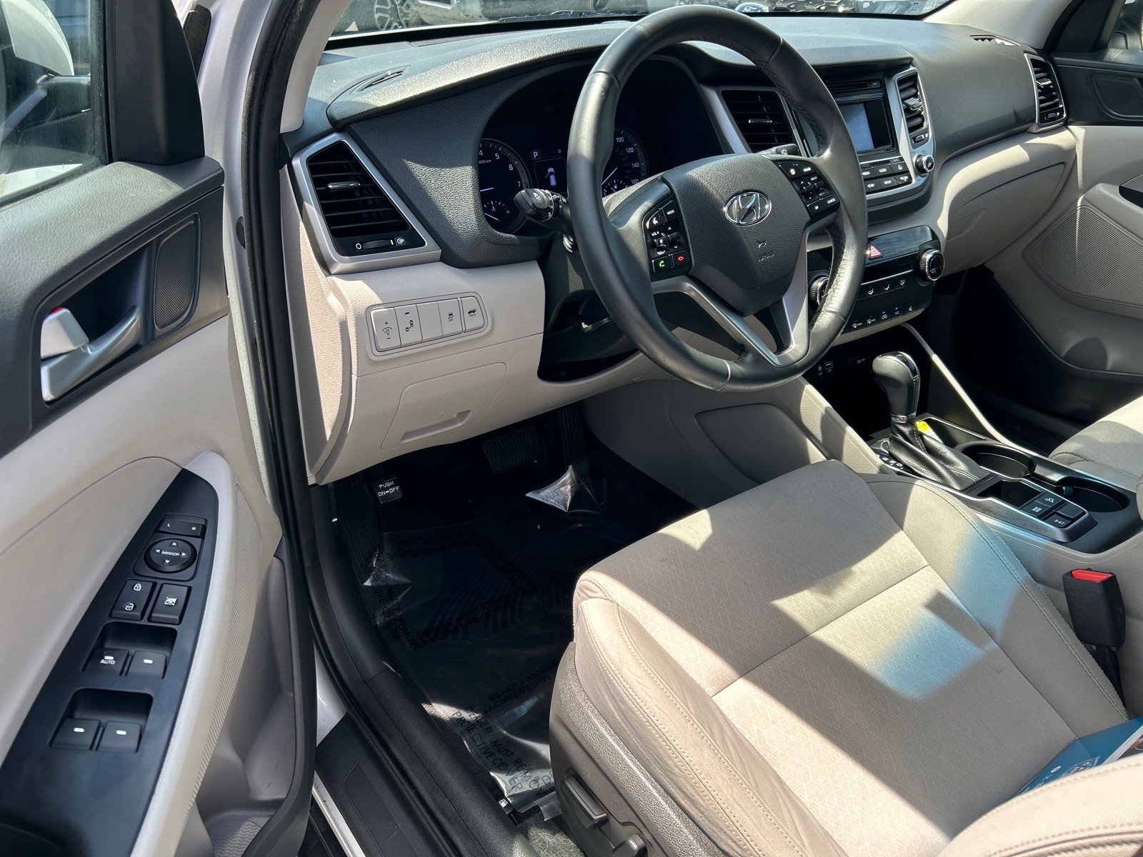 Used 2017 Hyundai Tucson Sport w/ Cargo Package AWD/4WD image 5