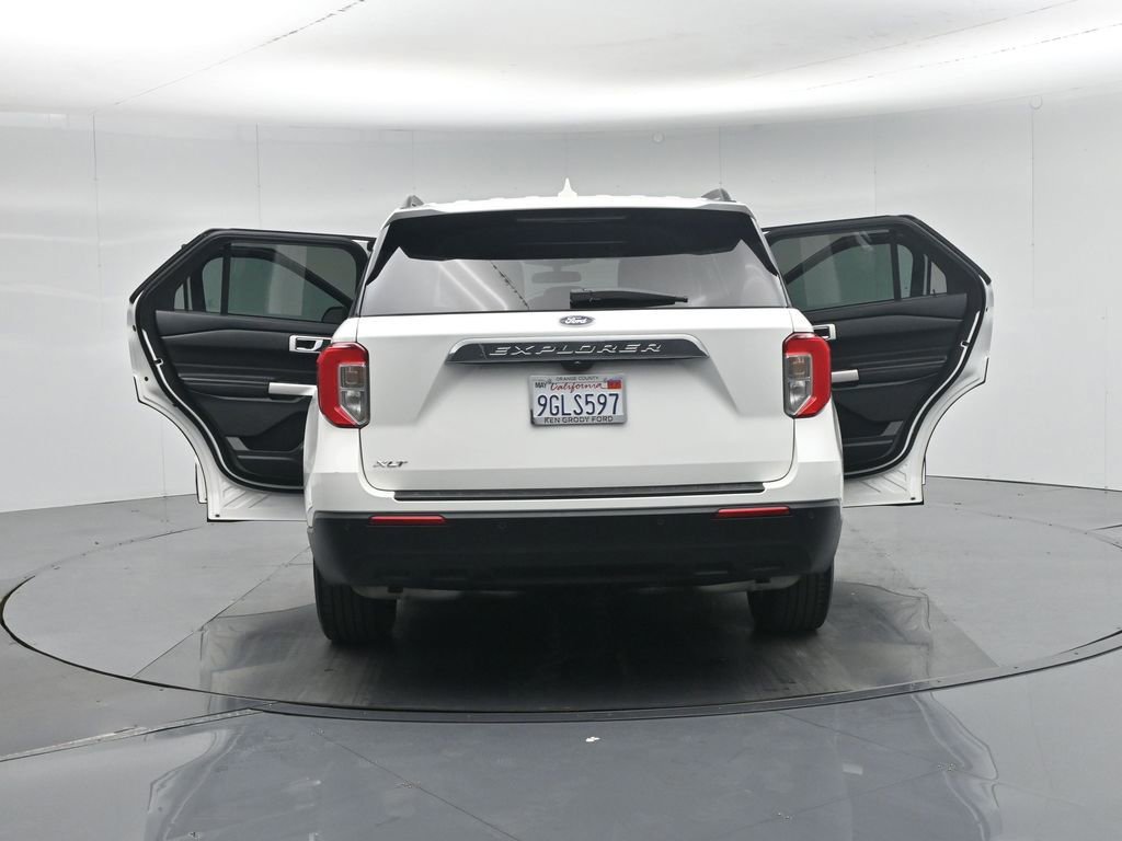 Certified 2023 Ford Explorer XLT RWD image 57