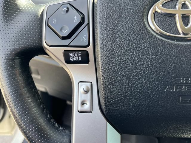 Used 2023 Toyota 4Runner Limited AWD/4WD image 33