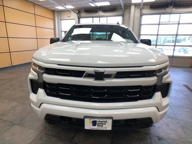 Used 2023 Chevrolet Silverado 1500 RST AWD/4WD image 2