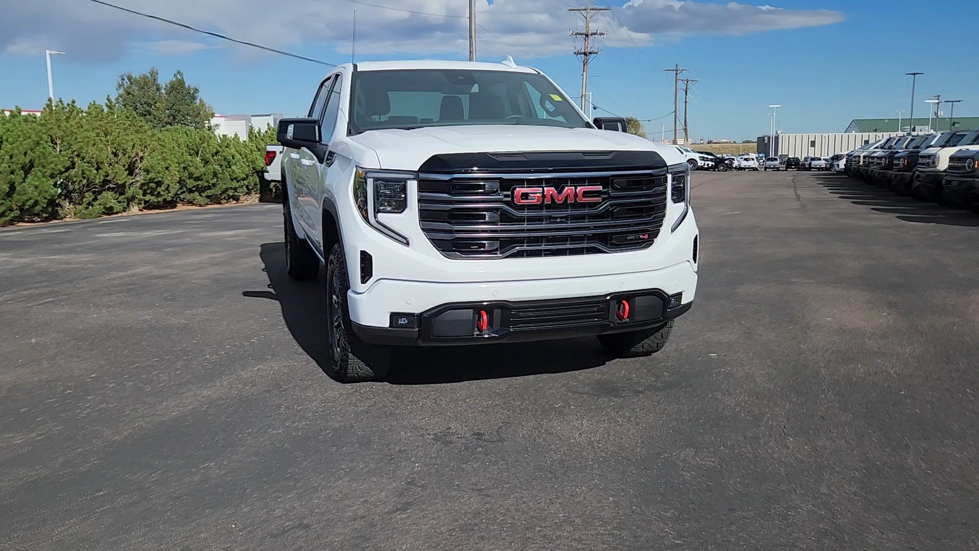 Used 2025 GMC Sierra 1500 AT4 AWD/4WD image 5