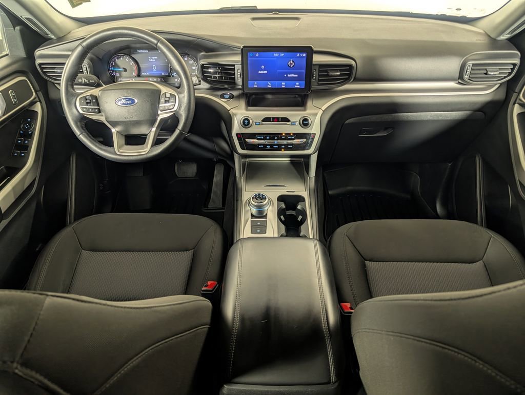 Certified 2022 Ford Explorer XLT image 17