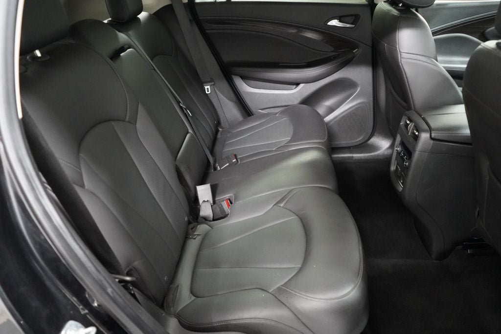 Used 2019 Buick Envision Essence AWD/4WD image 29