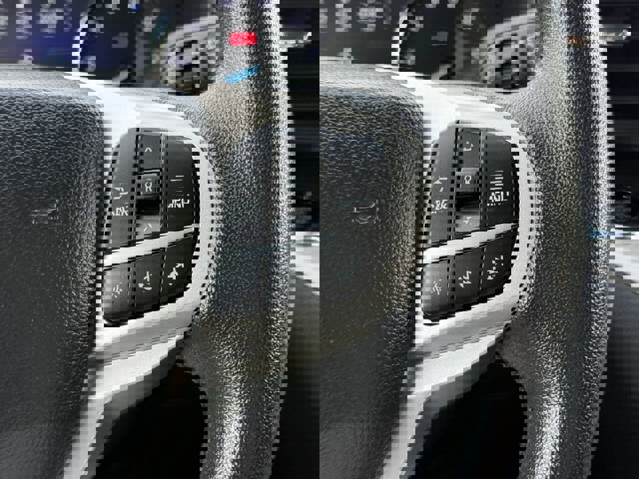 Certified 2023 Ford Explorer XLT RWD image 14