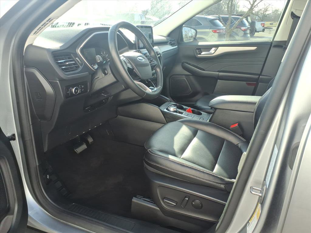 Certified 2022 Ford Escape SEL image 12