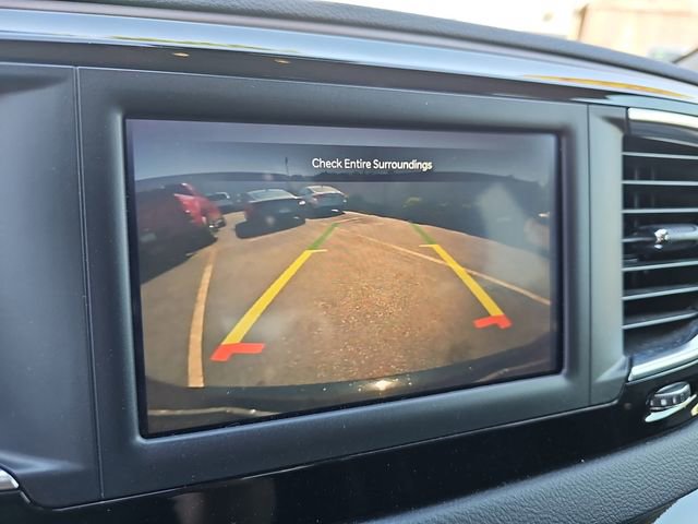 Used 2024 Chrysler Voyager LX FWD image 29