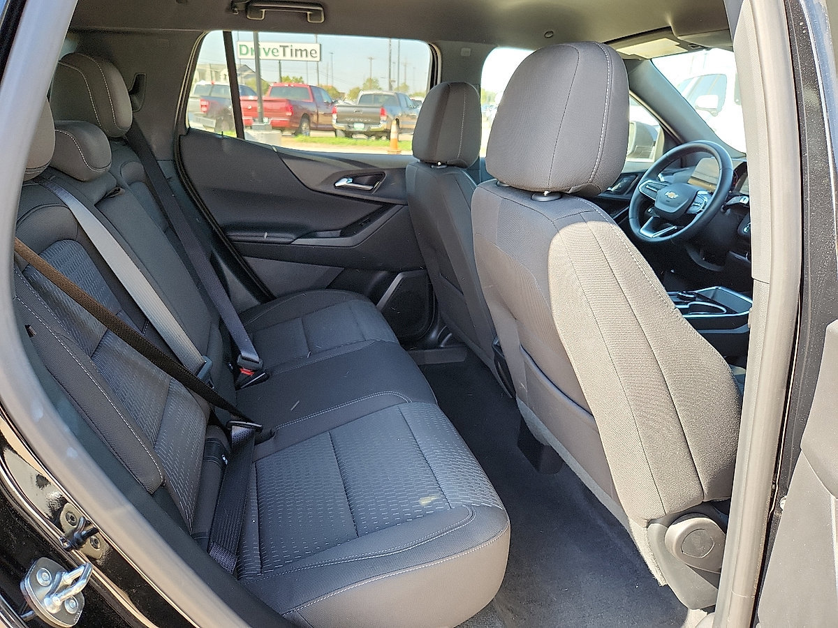 Used 2026 Chevrolet Equinox LT AWD/4WD image 10