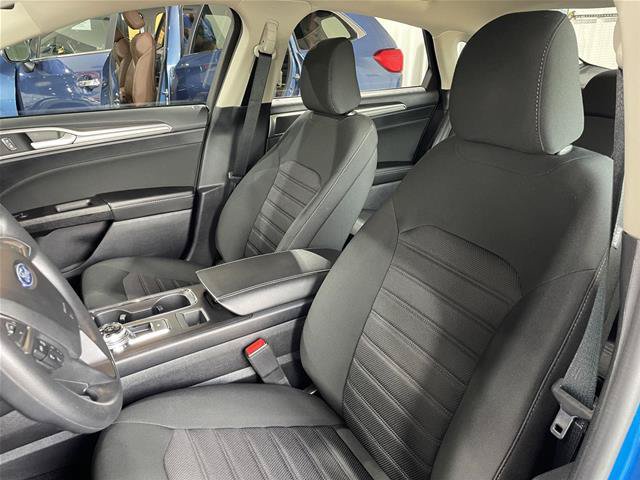 Certified 2020 Ford Fusion SE AWD/4WD image 19