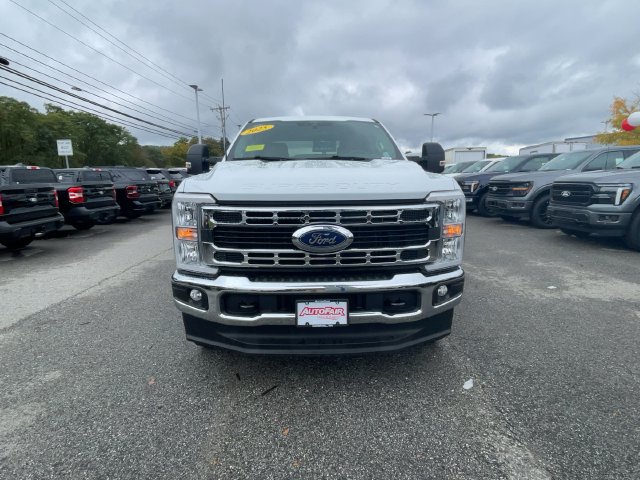 Certified 2025 Ford F250 XLT w/ Snow Plow Prep Package AWD/4WD image 2