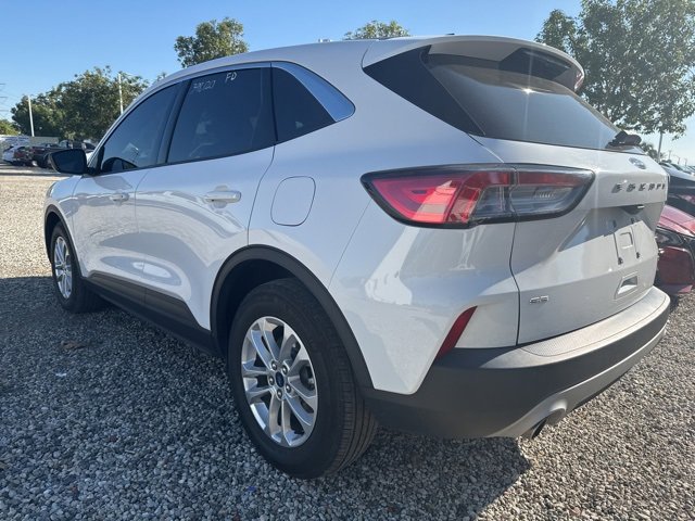 Certified 2022 Ford Escape SE image 2