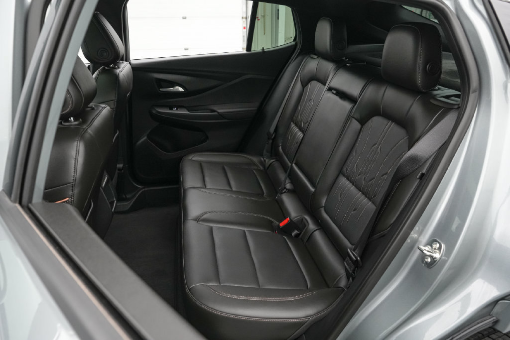 Used 2024 Buick Envista Avenir FWD image 18