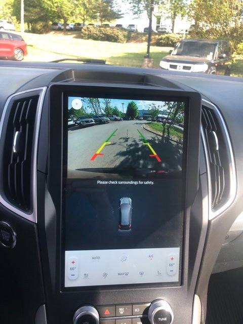 Certified 2022 Ford Edge SEL w/ Convenience Package AWD/4WD image 9