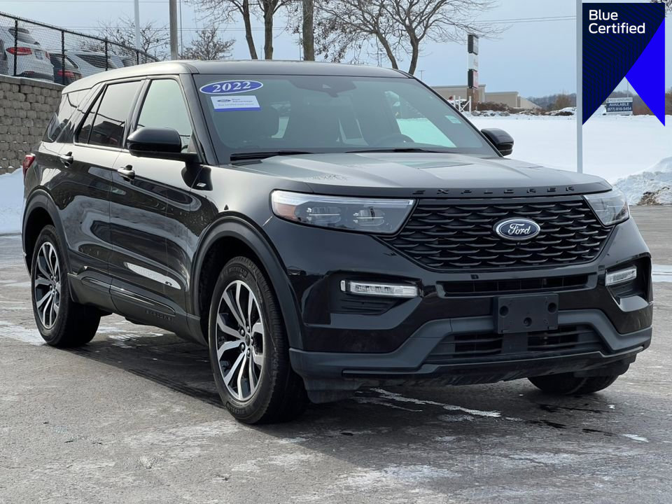 Certified 2022 Ford Explorer ST-Line w/ Class IV Trailer Tow Package