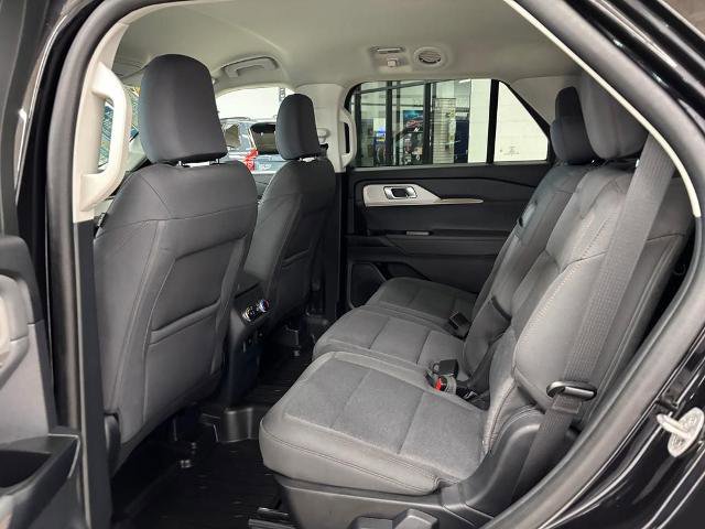 Certified 2025 Ford Explorer Active image 11