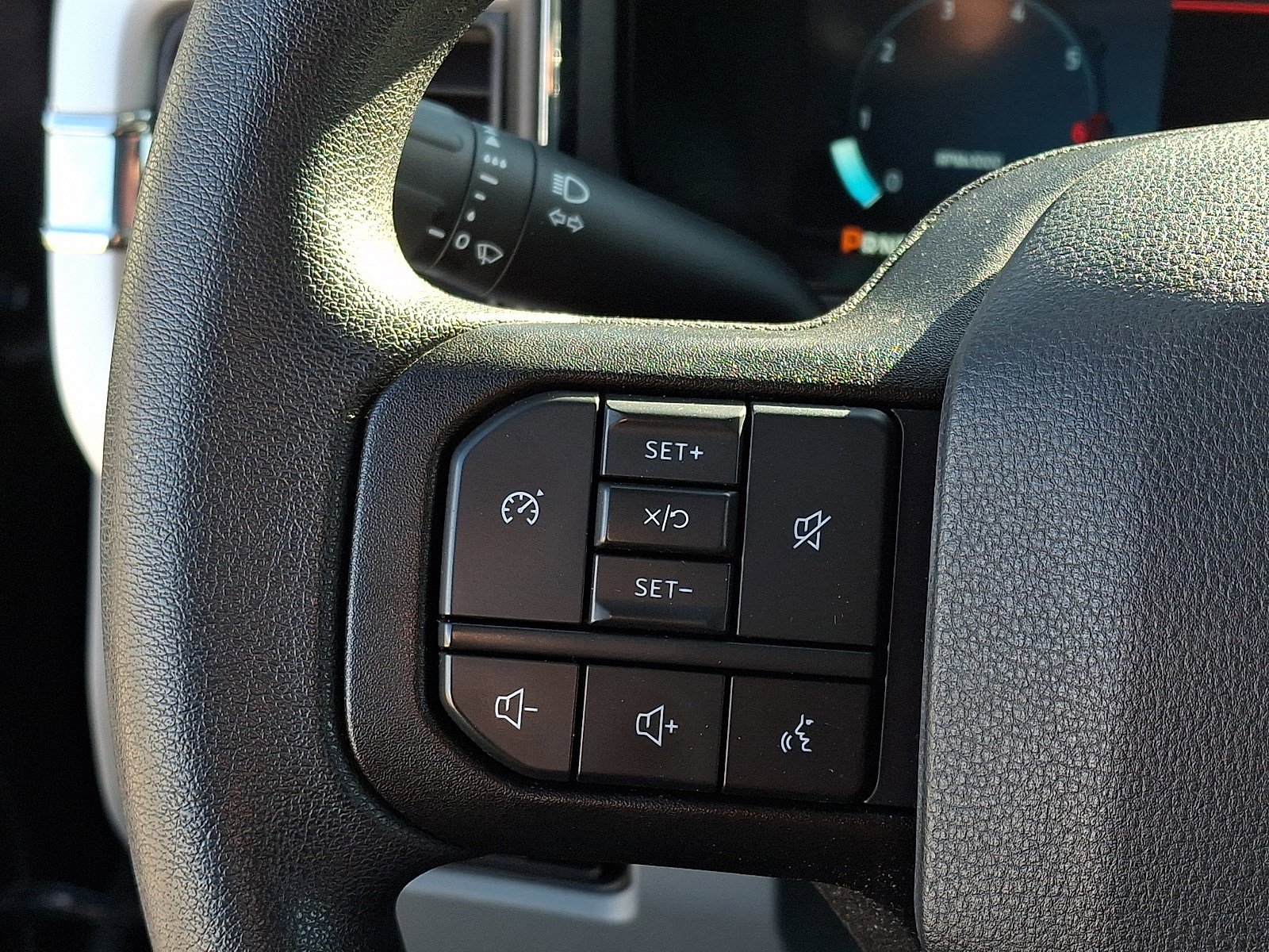 Certified 2023 Ford F250 XLT w/ Black Appearance Package image 19