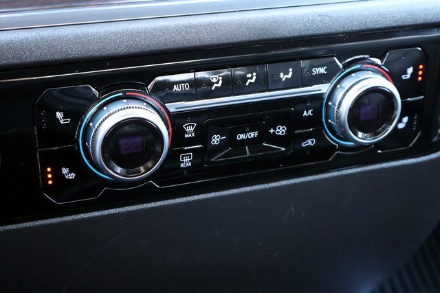 Used 2024 GMC Sierra 1500 SLT image 7