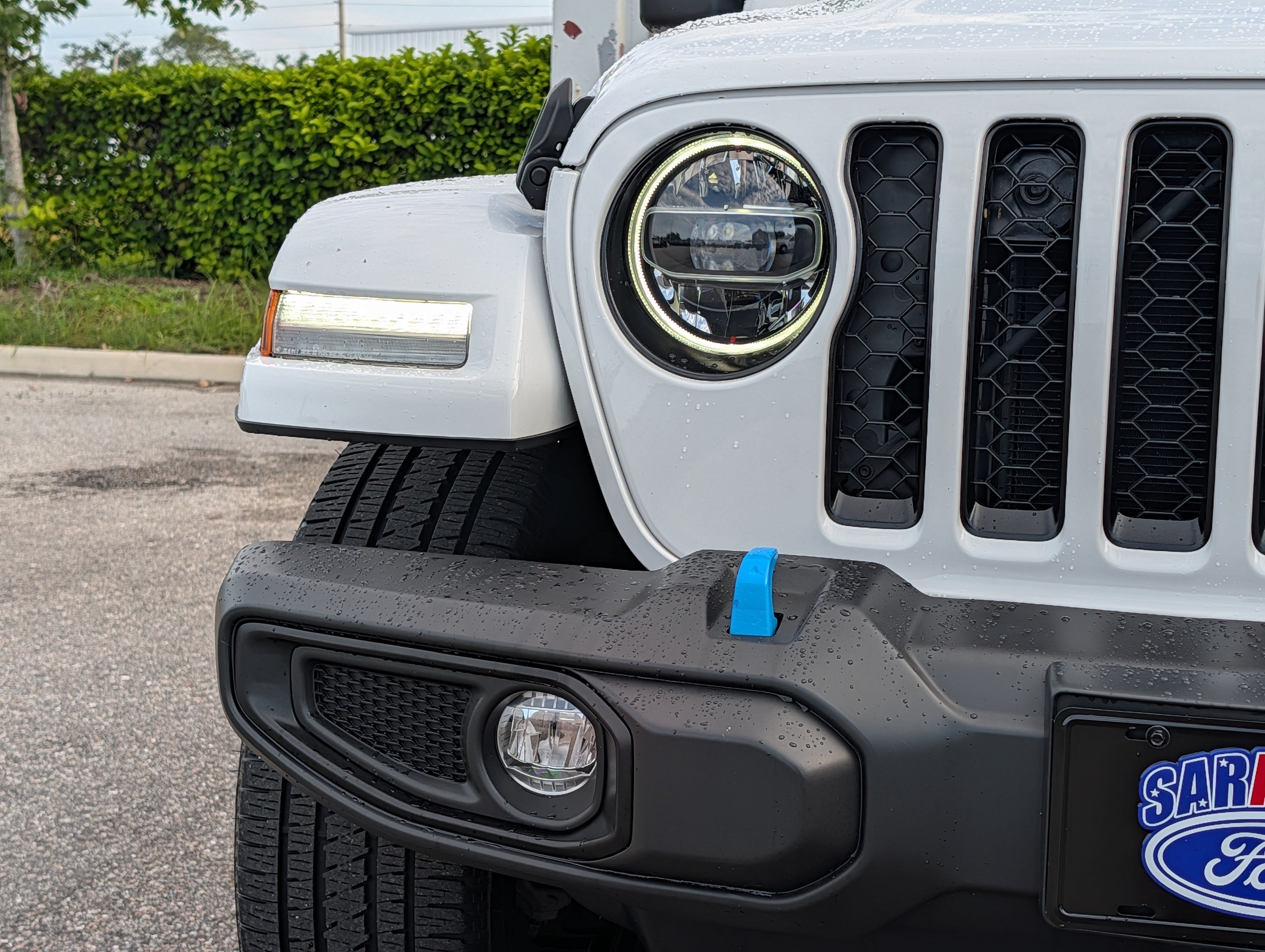 Used 2022 Jeep Wrangler Unlimited Sahara w/ Cold Weather Group AWD/4WD image 10