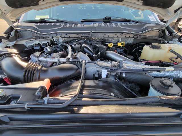 Certified 2017 Ford F250 Lariat w/ Lariat Ultimate Package AWD/4WD image 32