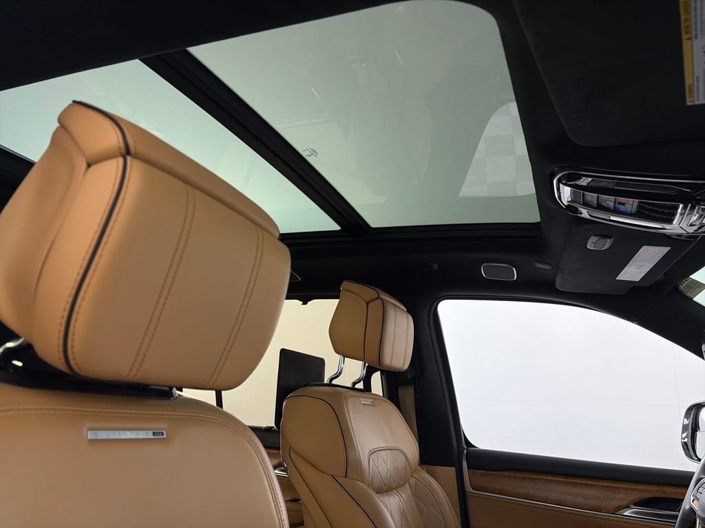 Used 2023 Jeep Grand Wagoneer L Series III w/ Rear Seat Video Group 1 image 34