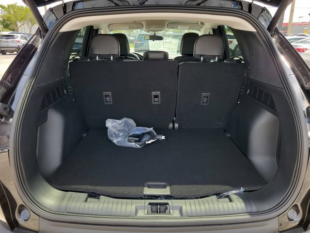 Certified 2025 Ford Escape SE FWD image 9