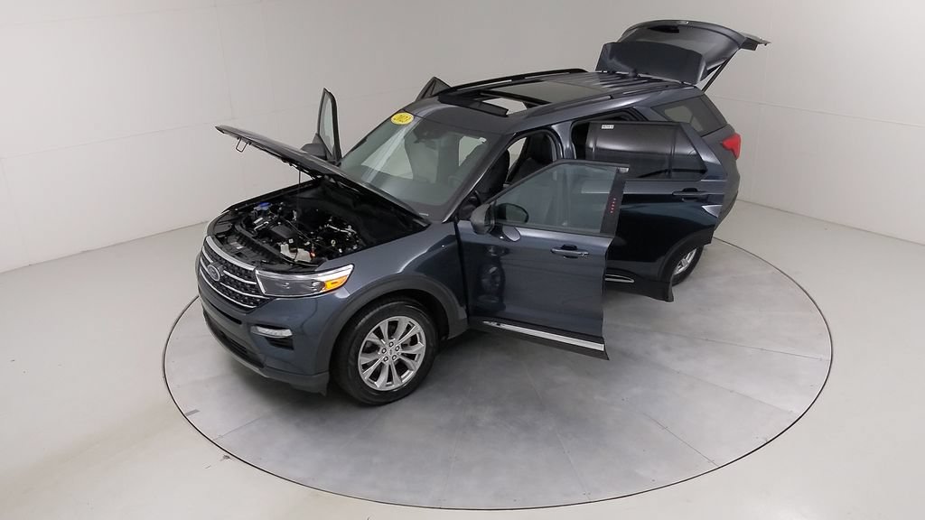 Certified 2023 Ford Explorer XLT w/ Equipment Group 202A AWD/4WD image 58