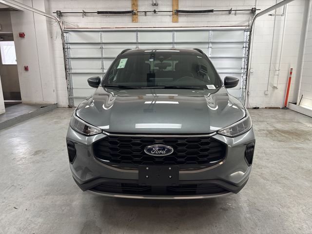 Certified 2025 Ford Escape ST-Line w/ Tech Pack #1 image 11