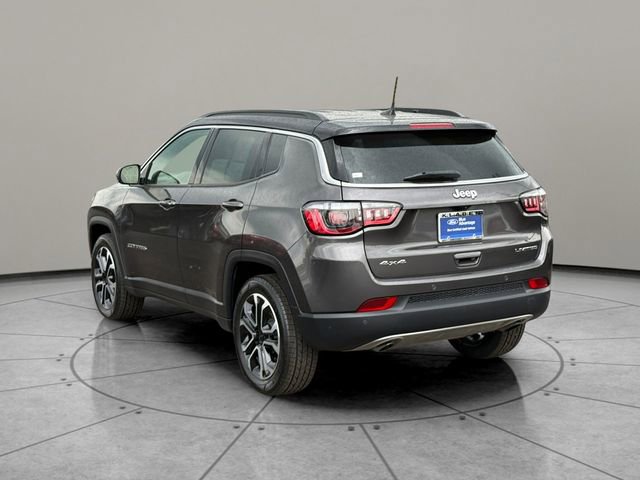 Used 2023 Jeep Compass Limited AWD/4WD image 10