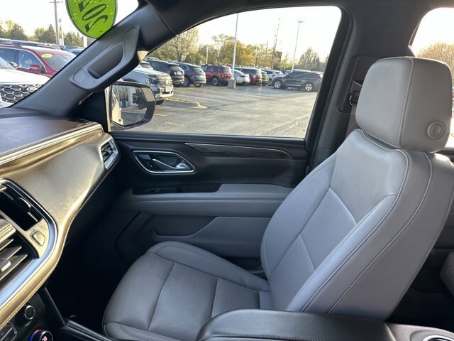 Used 2022 Chevrolet Tahoe LT RWD image 25