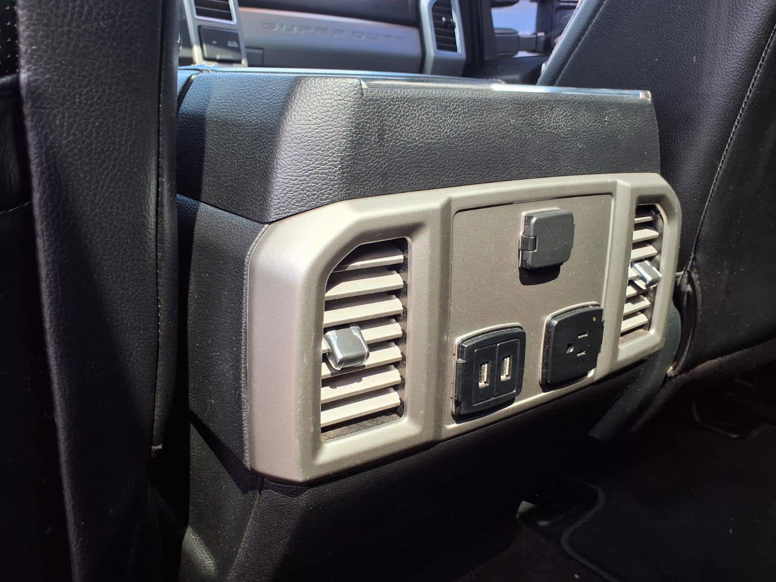 Certified 2017 Ford F250 Lariat w/ Lariat Ultimate Package AWD/4WD image 27