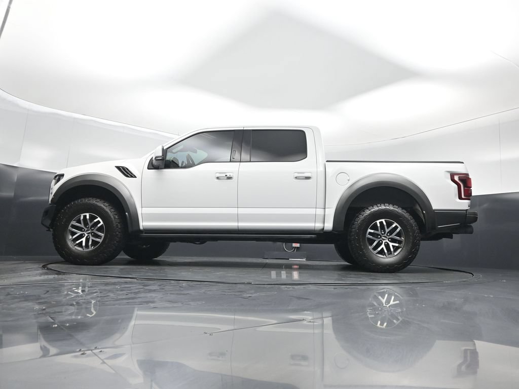 Certified 2018 Ford F150 Raptor w/ Equipment Group 802A Luxury AWD/4WD image 7