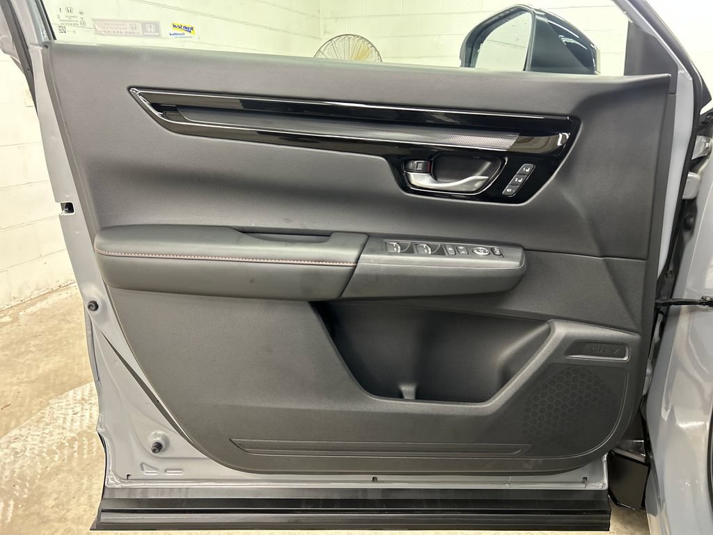 Used 2024 Honda CR-V Sport Touring image 16