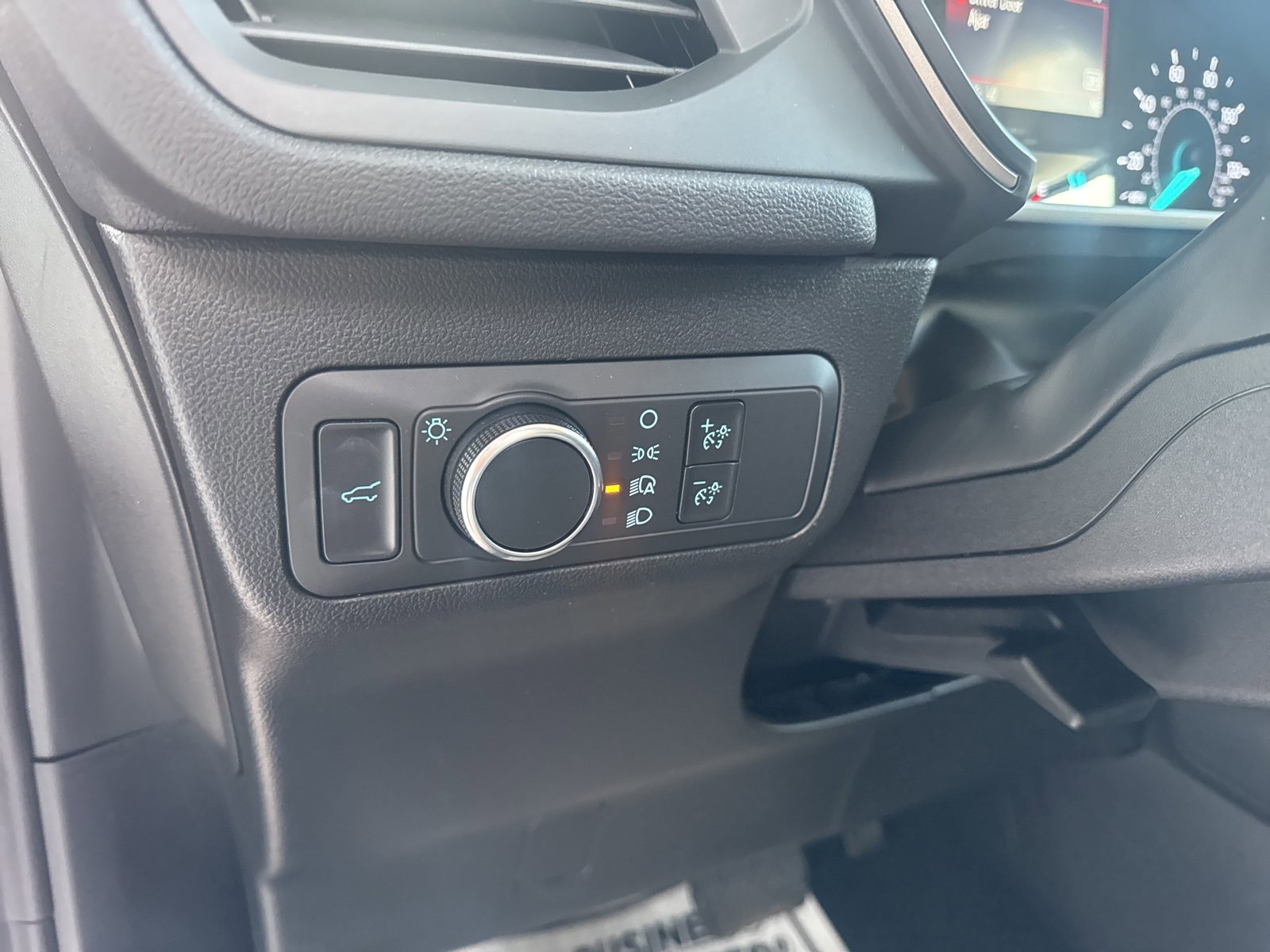 Certified 2022 Ford Escape SE w/ Convenience Package image 26