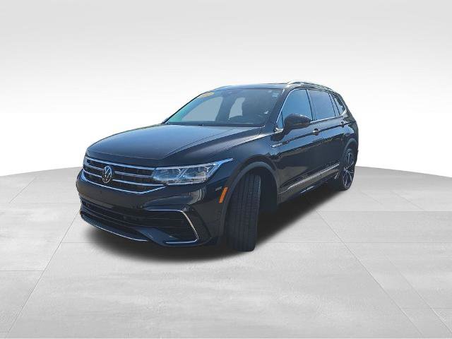 Used 2022 Volkswagen Tiguan SEL R-Line AWD/4WD image 3