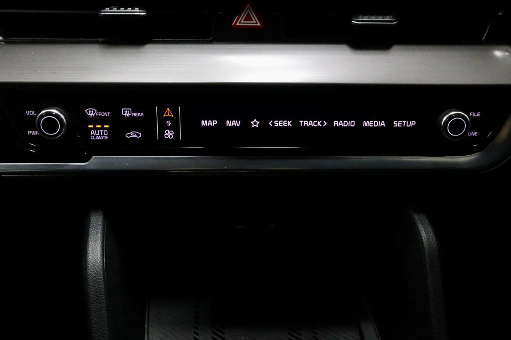 Used 2023 Kia Sportage EX image 31